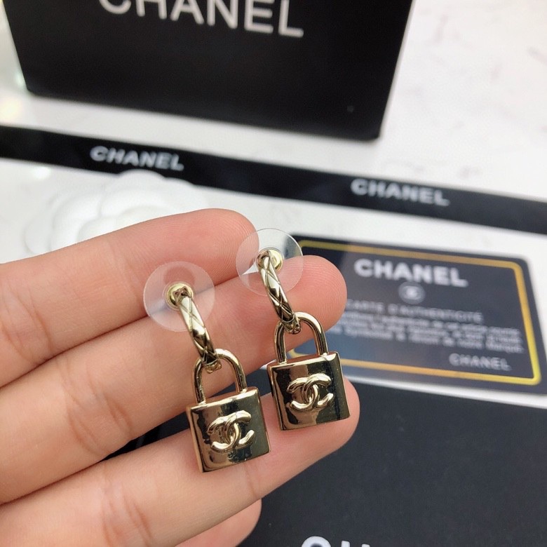 Ch**el earrings